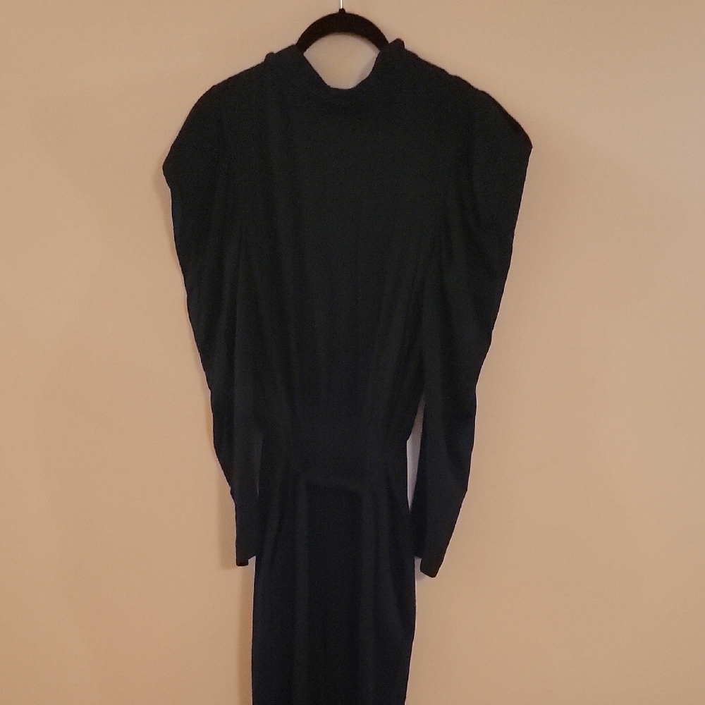 Elegant Black Long Sleeve Dress